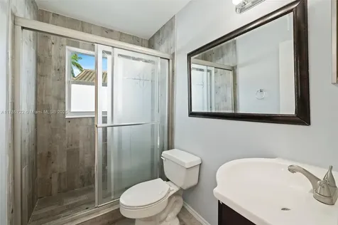 18506 NW 24th Place Pembroke Pines FL 33029