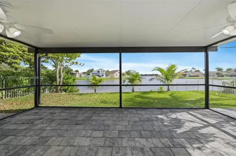 18506 NW 24th Place Pembroke Pines FL 33029