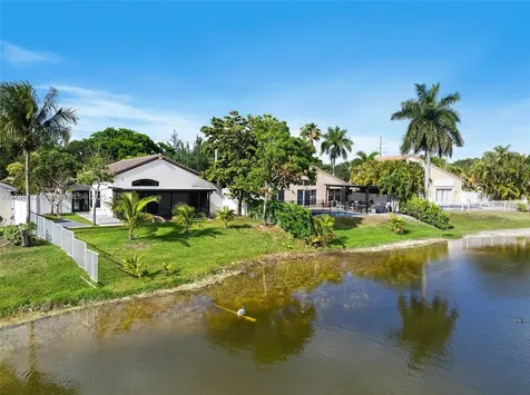 18506 NW 24th Place Pembroke Pines FL 33029