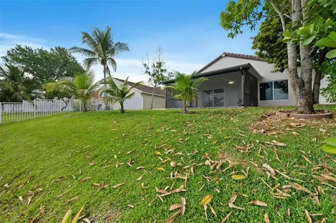 18506 NW 24th Place Pembroke Pines FL 33029