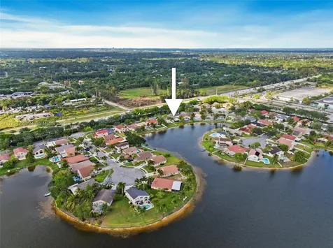 18506 NW 24th Place Pembroke Pines FL 33029