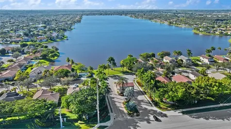 18506 NW 24th Place Pembroke Pines FL 33029