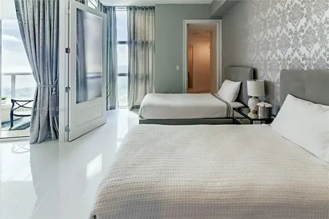 18101 Collins Avenue Sunny Isles Beach FL 33160