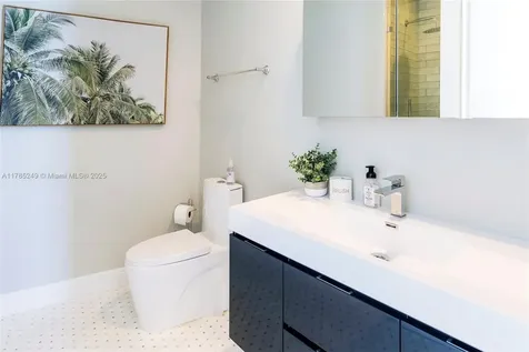 18101 Collins Avenue Sunny Isles Beach FL 33160