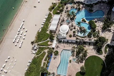 18101 Collins Avenue Sunny Isles Beach FL 33160
