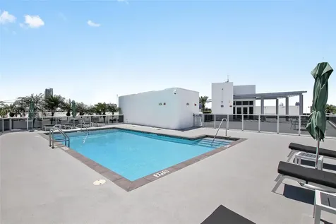 2001 Meridian Avenue Miami Beach FL 33139