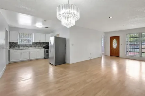 5890 E 2nd Avenue Hialeah FL 33013