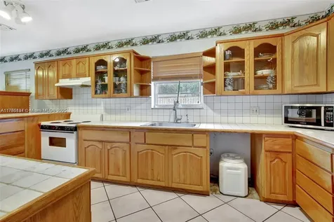 5249 SW 92nd Terrace Cooper City FL 33328