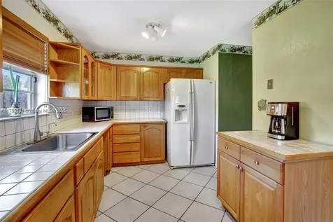 5249 SW 92nd Terrace Cooper City FL 33328
