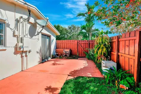 5249 SW 92nd Terrace Cooper City FL 33328