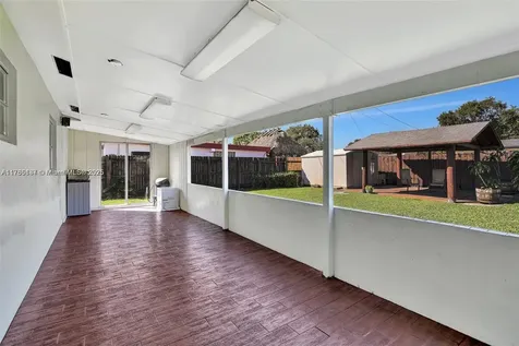 5249 SW 92nd Terrace Cooper City FL 33328
