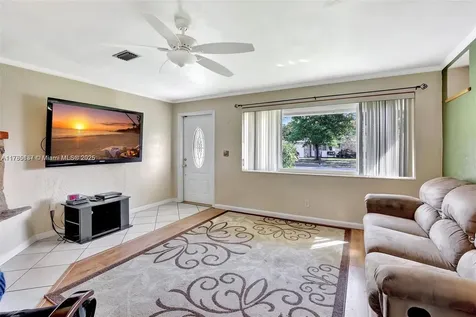 5249 SW 92nd Terrace Cooper City FL 33328