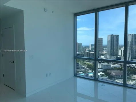 851 NE 1st Avenue Miami FL 33132