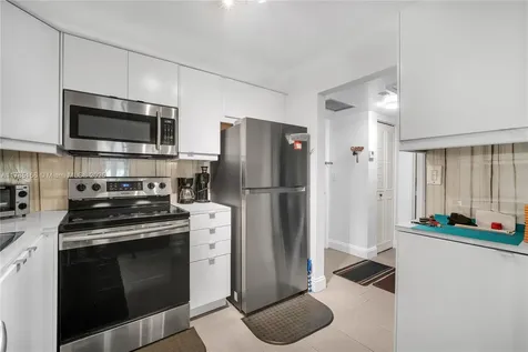 257 S Cypress Road Pompano Beach FL 33060