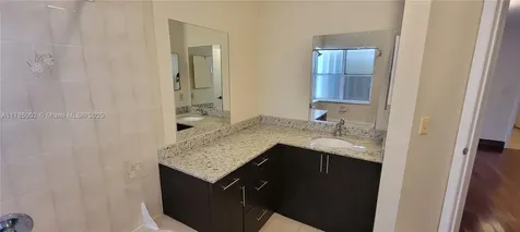 11750 SW 92nd Lane Miami FL 33186
