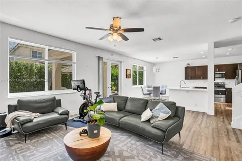 1916 Aspen Lane Weston FL 33327