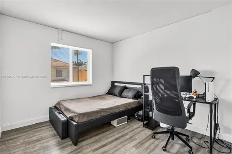 1916 Aspen Lane Weston FL 33327
