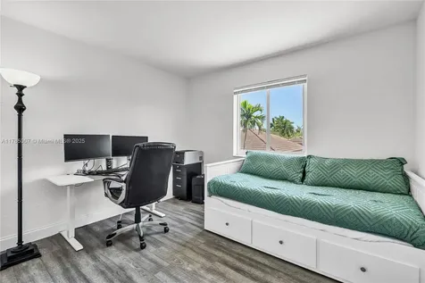 1916 Aspen Lane Weston FL 33327