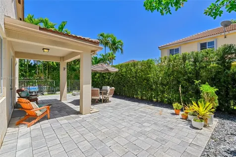 1916 Aspen Lane Weston FL 33327