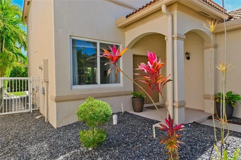 1916 Aspen Lane Weston FL 33327