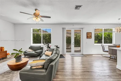 1916 Aspen Lane Weston FL 33327
