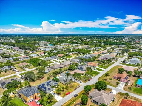 375 SW Dustin Avenue Port St. Lucie FL 34953