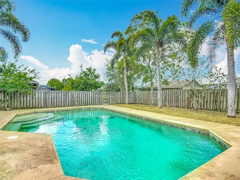 375 SW Dustin Avenue Port St. Lucie FL 34953