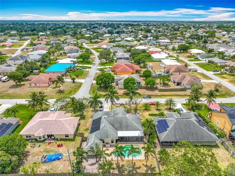 375 SW Dustin Avenue Port St. Lucie FL 34953