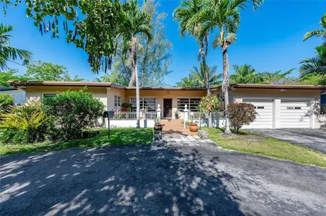 7132 SW 65th Avenue South Miami FL 33143