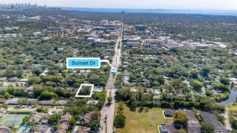 7132 SW 65th Avenue South Miami FL 33143