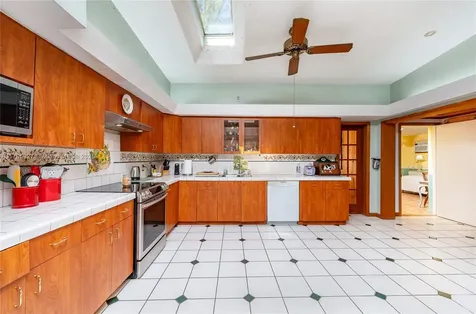 7132 SW 65th Avenue South Miami FL 33143