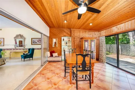 7132 SW 65th Avenue South Miami FL 33143