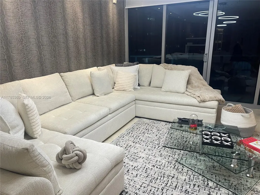 3101 S Ocean Drive Hollywood FL 33019