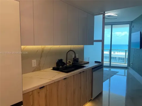 3101 S Ocean Drive Hollywood FL 33019