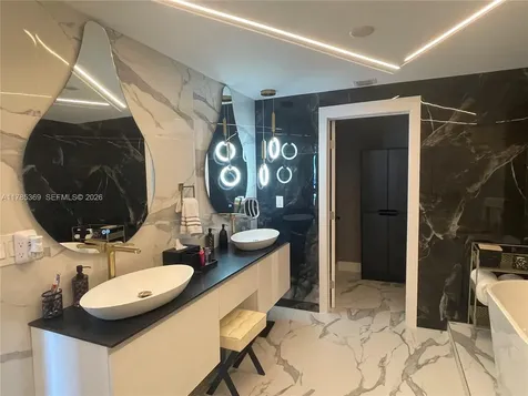 3101 S Ocean Drive Hollywood FL 33019
