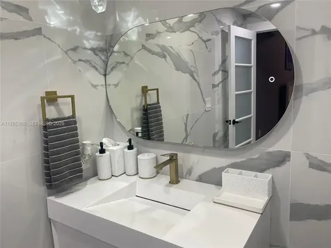 3101 S Ocean Drive Hollywood FL 33019