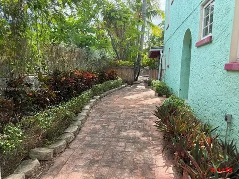 1722 Jefferson Avenue Miami Beach FL 33139