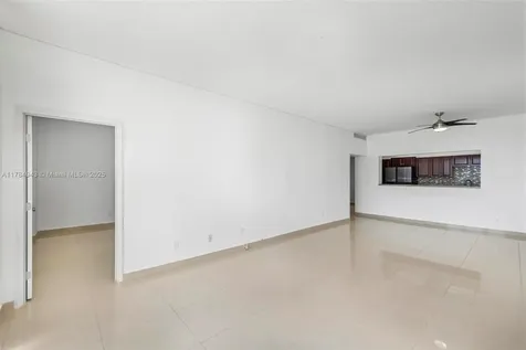 19380 Collins Avenue Sunny Isles Beach FL 33160