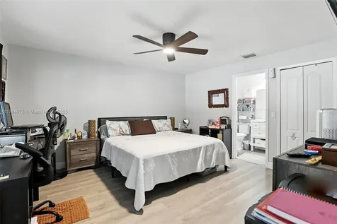 5337 Conway Oaks Court Orlando FL 32812