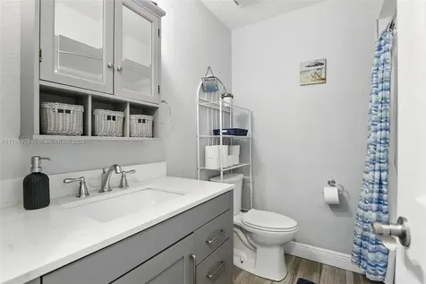 5337 Conway Oaks Court Orlando FL 32812