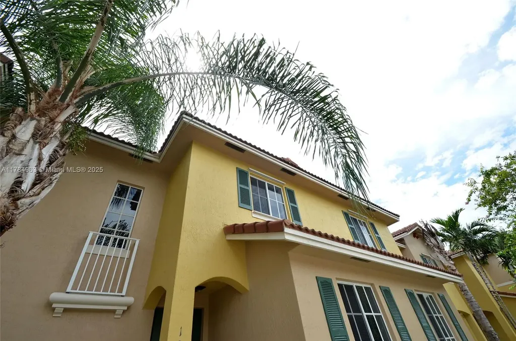 1956 SW 60th Terrace North Lauderdale FL 33068