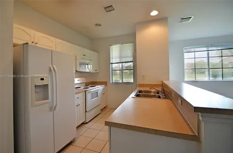 1956 SW 60th Terrace North Lauderdale FL 33068