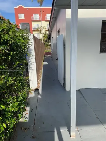 271 NW 57th Court Miami FL 33126
