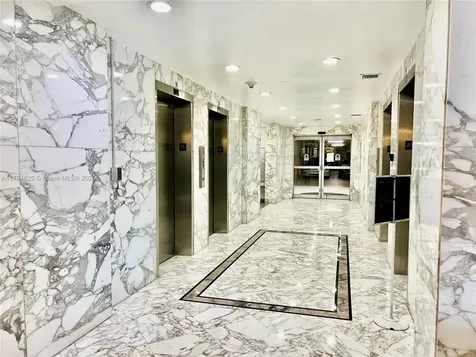 7135 Collins Avenue Miami Beach FL 33141