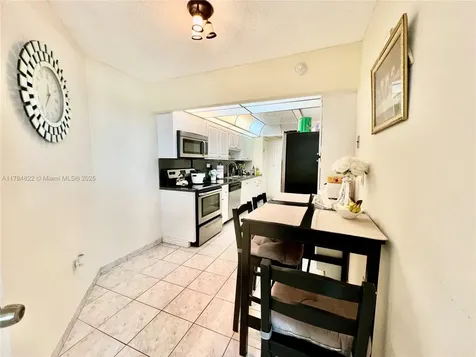 7135 Collins Avenue Miami Beach FL 33141