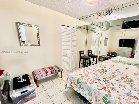 7135 Collins Avenue Miami Beach FL 33141
