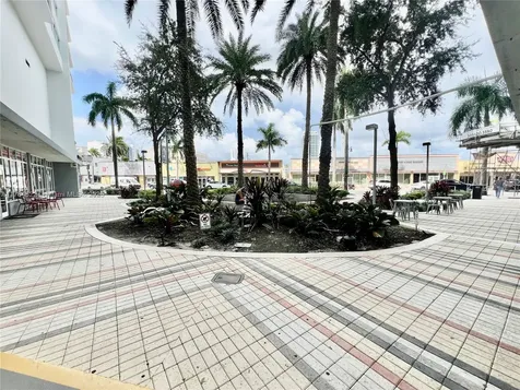 7135 Collins Avenue Miami Beach FL 33141