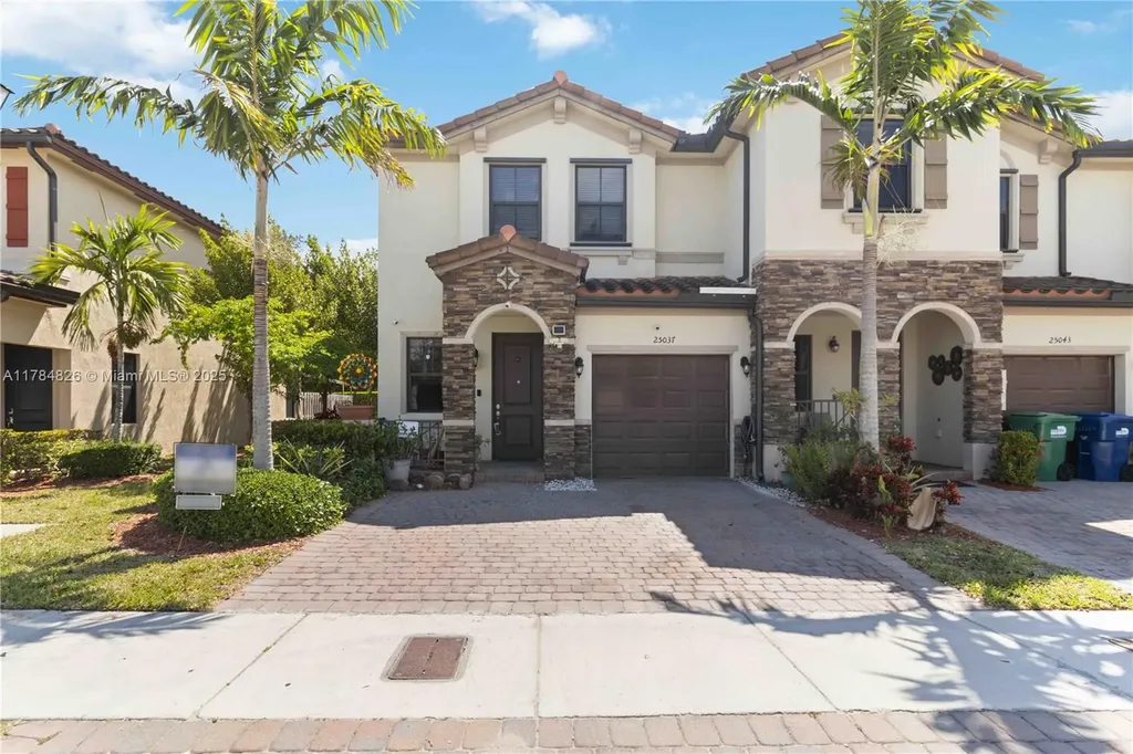 25037 SW 114th Court Homestead FL 33032