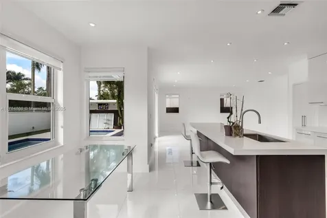 12910 NW 6th Terrace Miami FL 33182