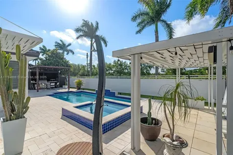 12910 NW 6th Terrace Miami FL 33182